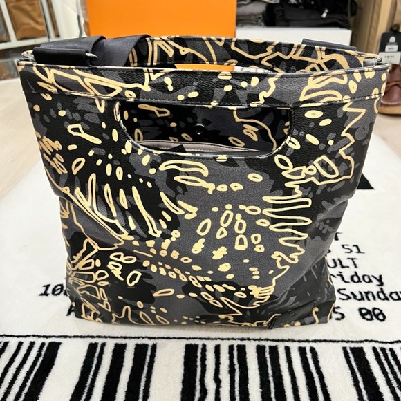 RARE Vivienne Westwood Abstract Floral Print Slim Foldable Leather Messenger Bag - Picture 6 of 12